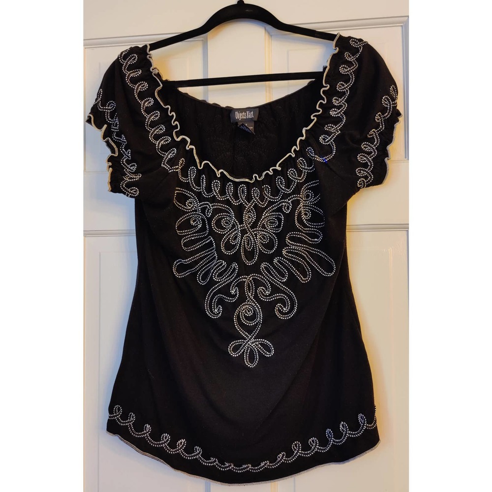 Embroidered Boho Objects D'art Black and White Top